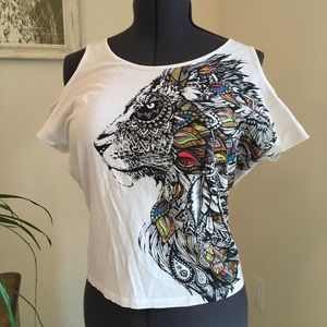 Only Cold Shoulder Lion Top